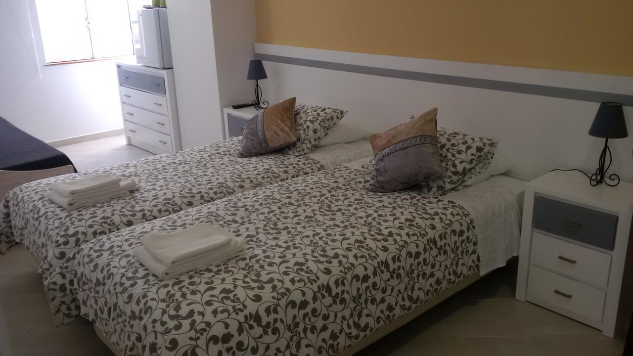 Oskar'S Tavira Guesthouse Room photo